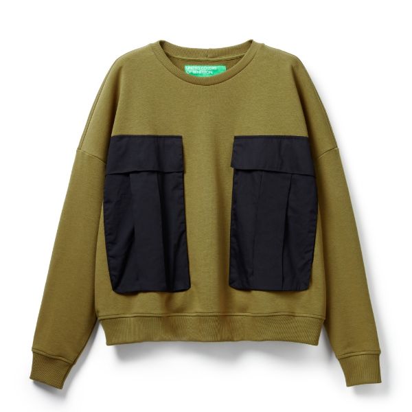 Benetton - Oversize’owy sweter z dużymi kieszeniami